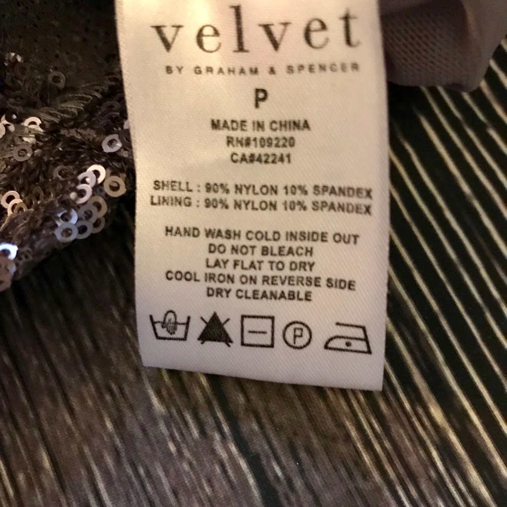 Velvet sequin top - Picture 5 of 5